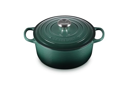 Signature Round Dutch Oven With Enameled Finish