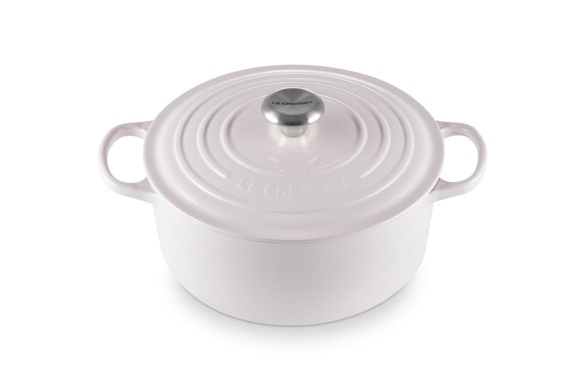 Signature Round Dutch Oven With Enameled Finish