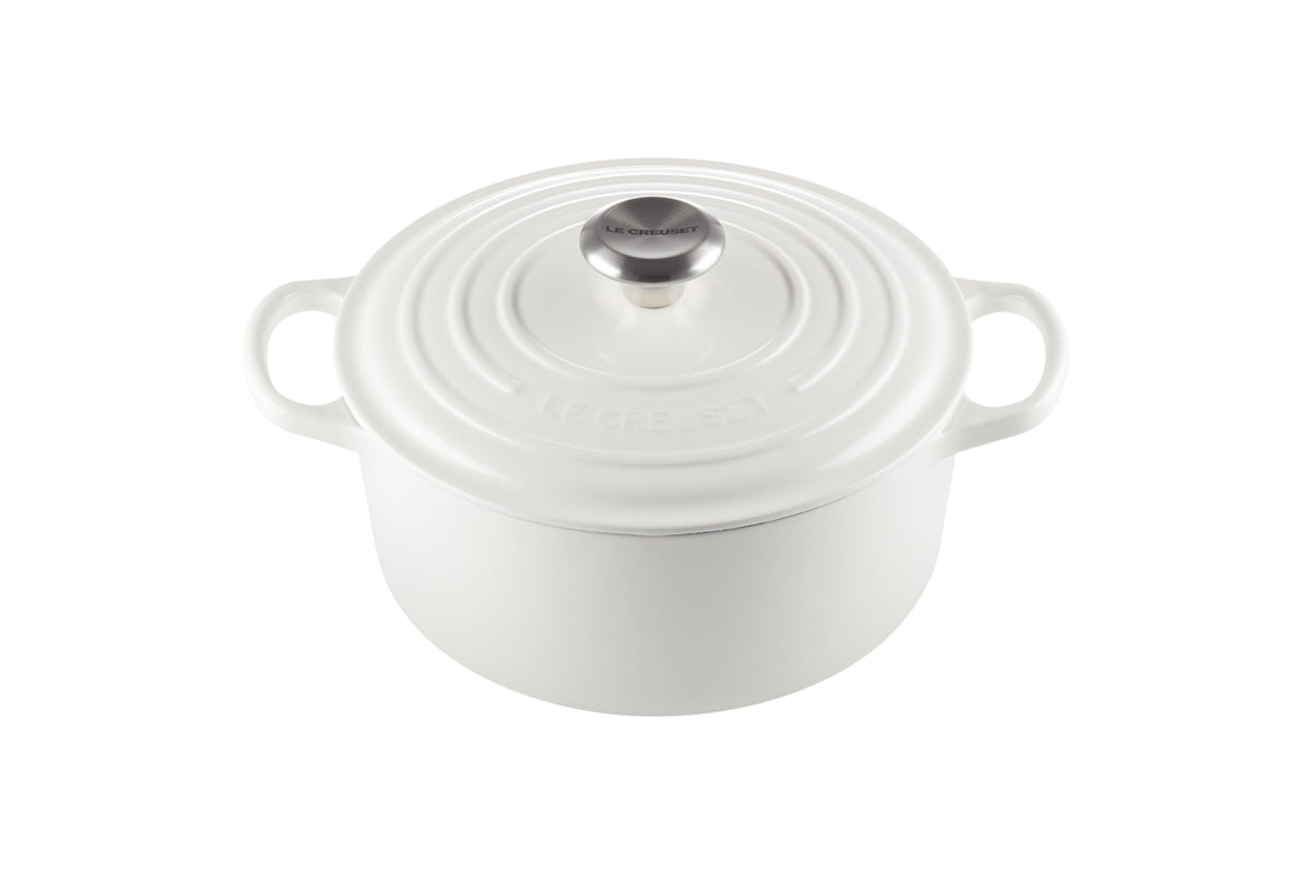 Signature Round Dutch Oven With Enameled Finish