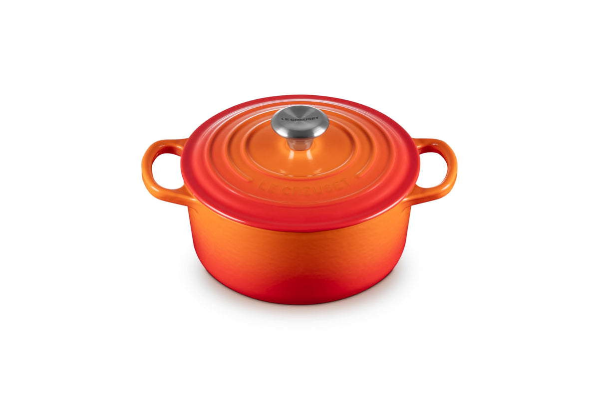Signature Round Dutch Oven With Enameled Finish