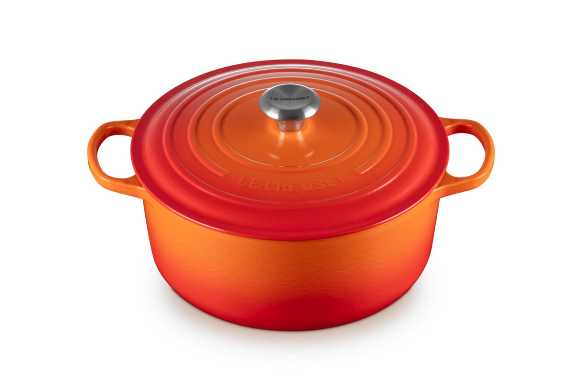 Signature Round Dutch Oven With Enameled Finish
