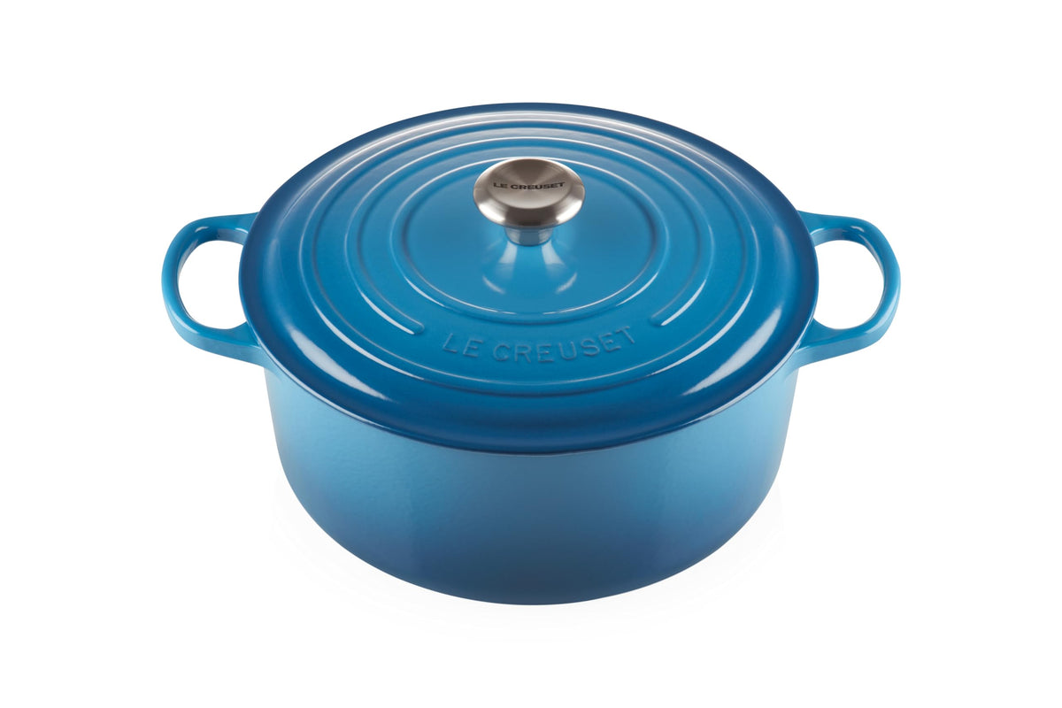 Signature Round Dutch Oven With Enameled Finish