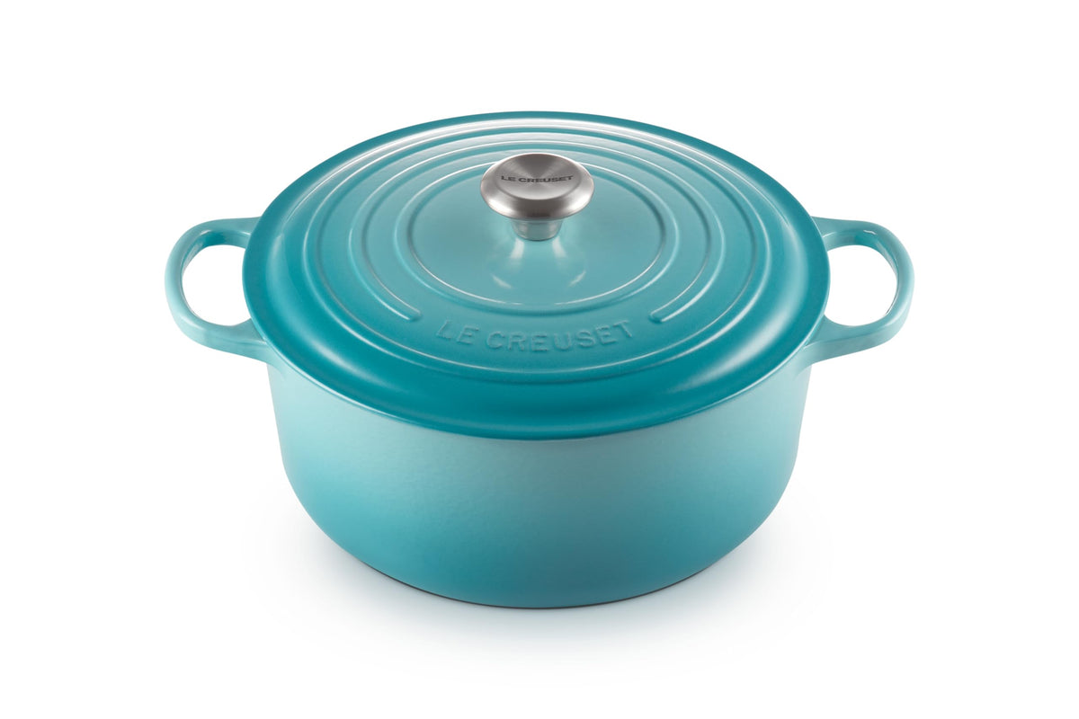 Signature Round Dutch Oven With Enameled Finish