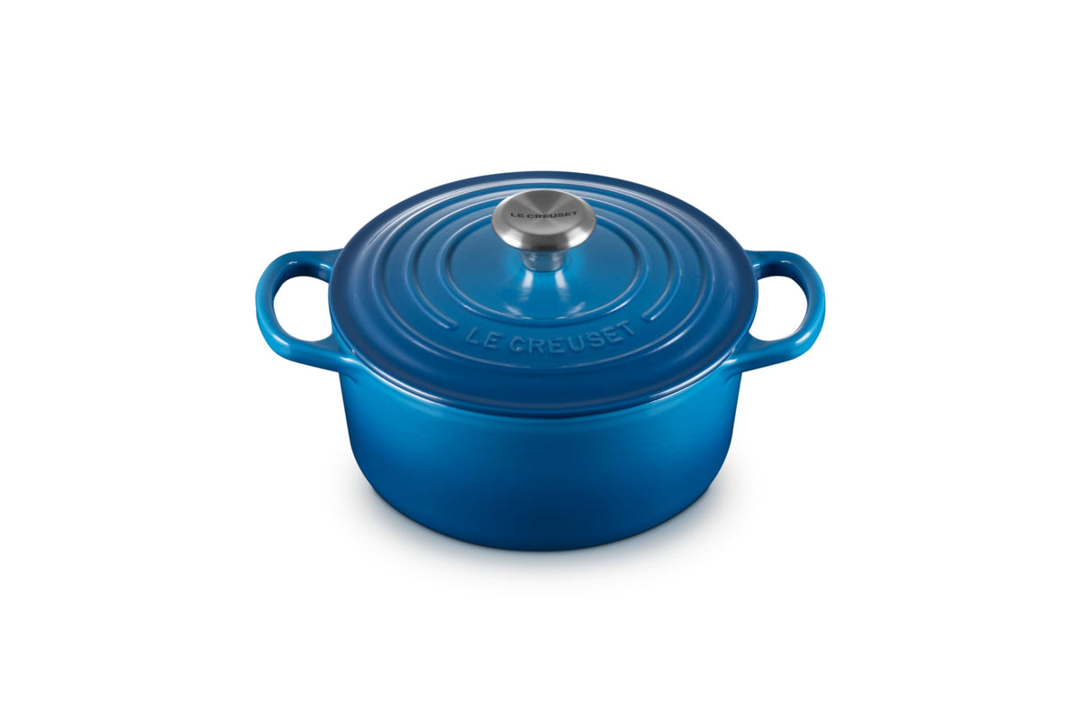 Signature Round Dutch Oven With Enameled Finish
