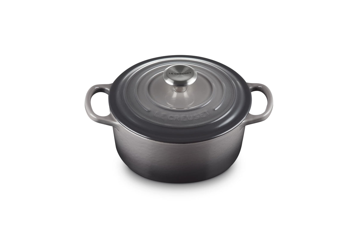 Signature Round Dutch Oven With Enameled Finish
