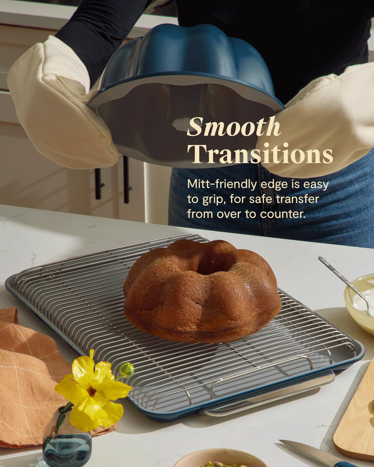 Fluted Ceramic Cake Pan With Nonstick Finish