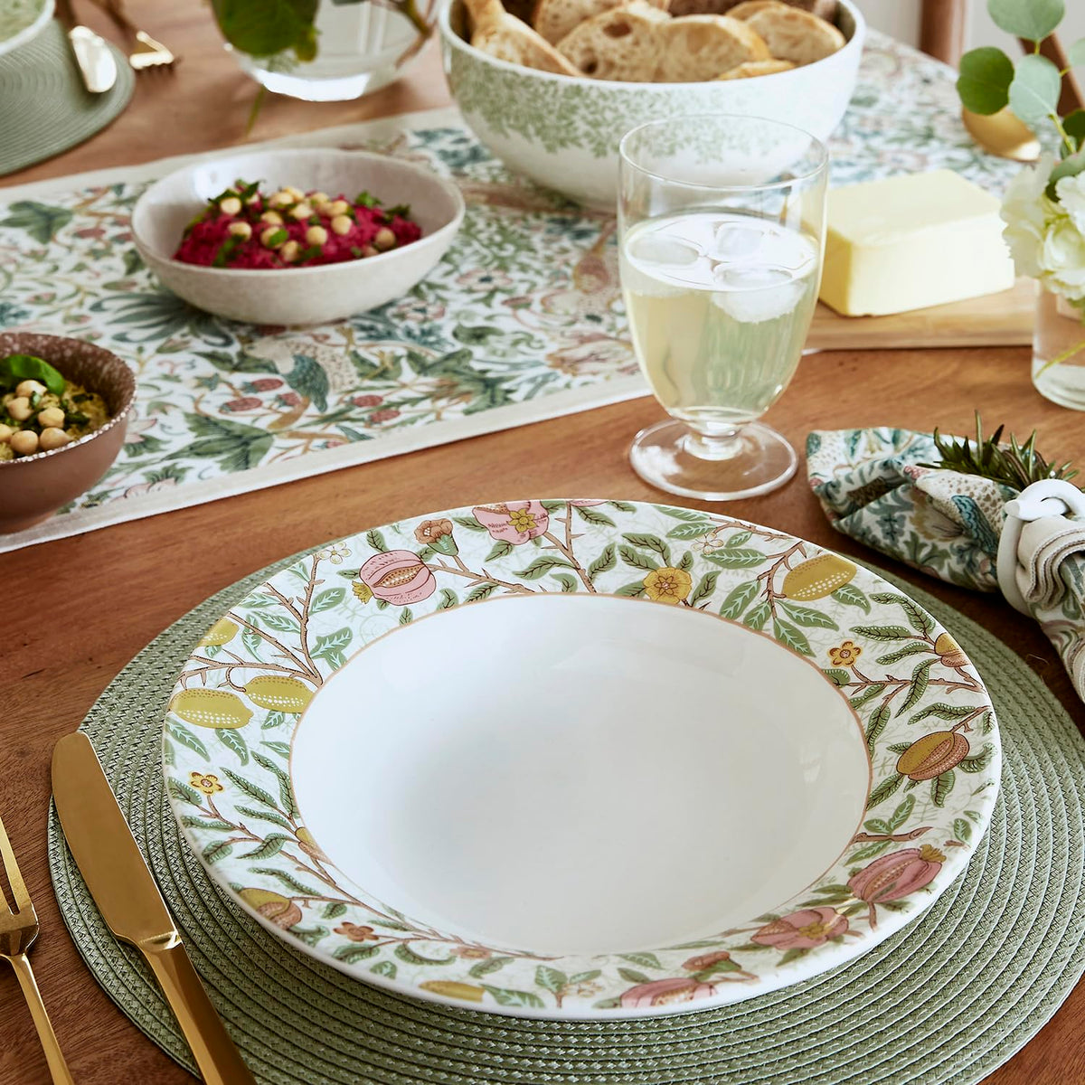 Bistro Pasta Bowl Set With Botanical Print