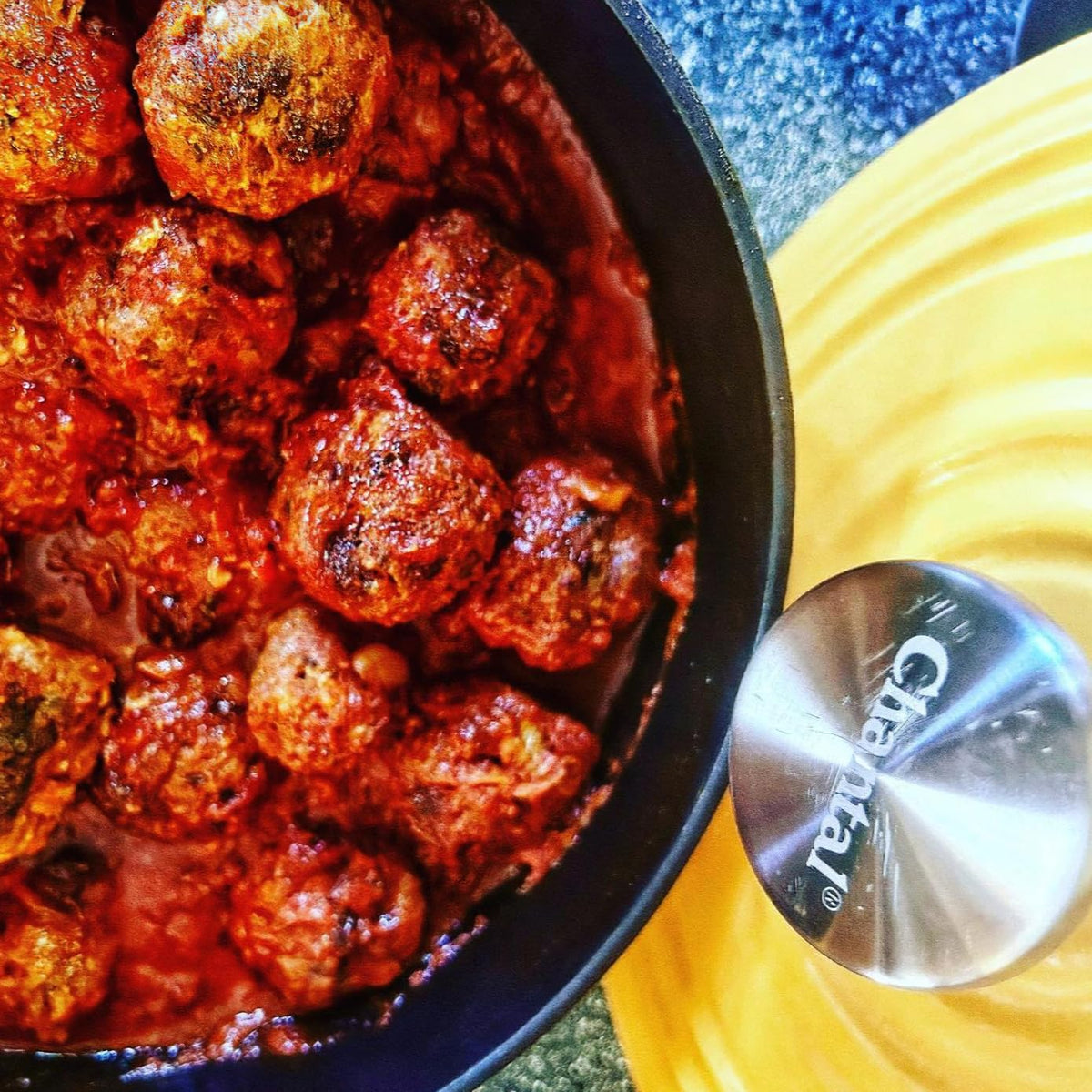Enameled Cast Iron Cookware With Durable Finish