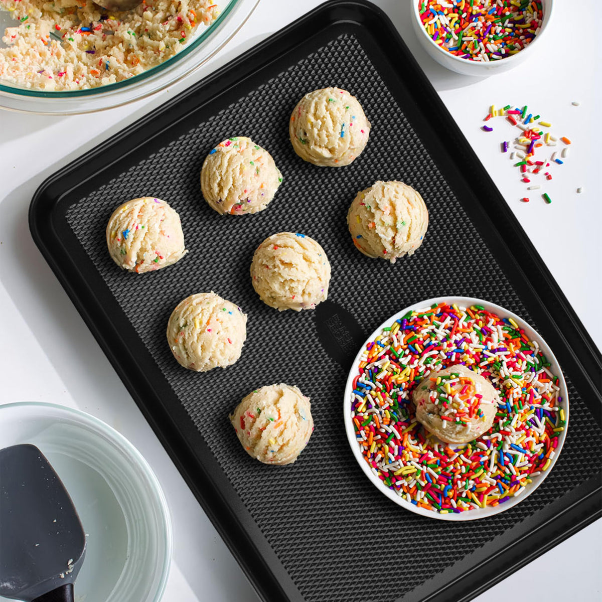 Nonstick Baking Sheet Set With Diamond Airflow Base